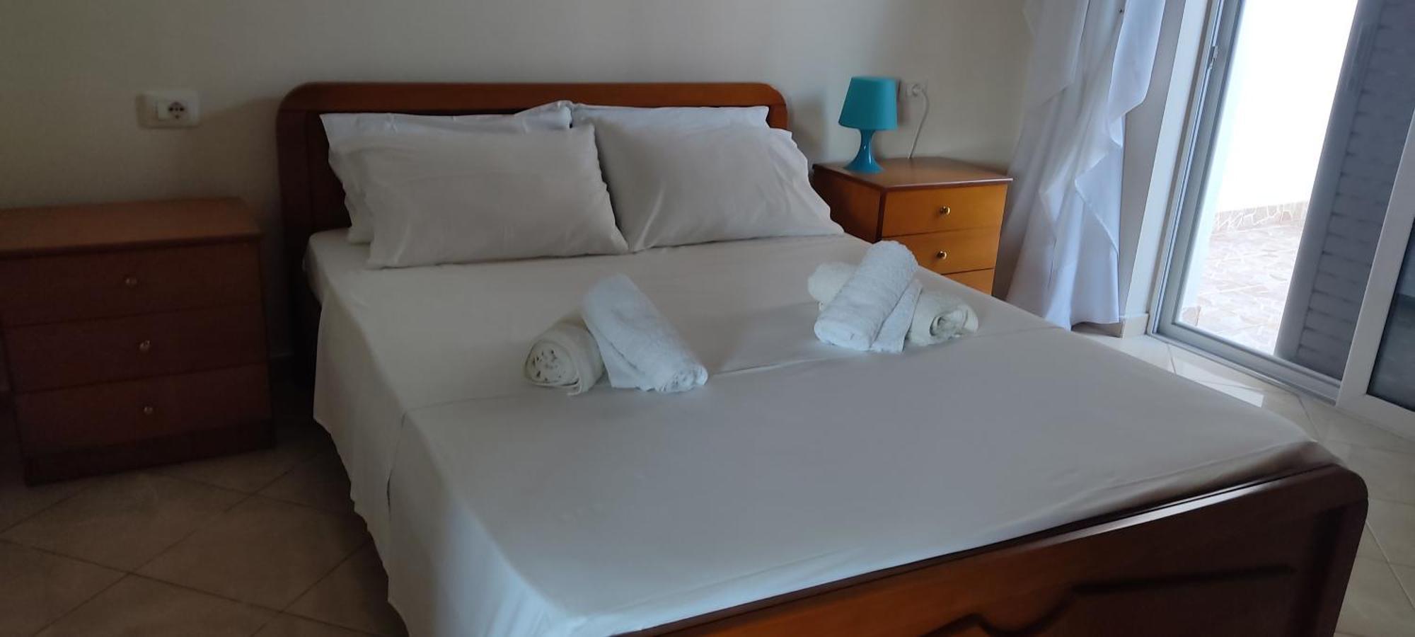 Lucas apartments Himarë Habitación foto
